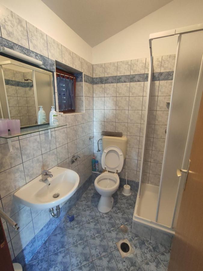 Apartments Stivic Pinezići Екстериор снимка