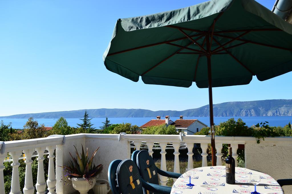 Apartments Stivic Pinezići Екстериор снимка