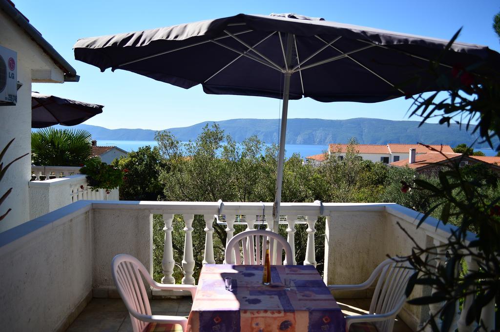 Apartments Stivic Pinezići Екстериор снимка