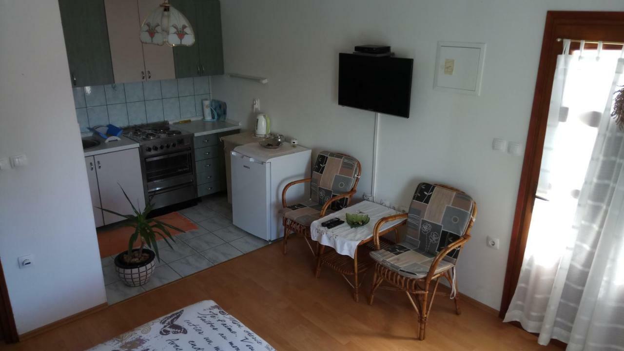 Apartments Stivic Pinezići Екстериор снимка